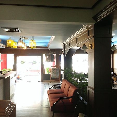 Rattana Mansion Hotel Phuket Exterior photo